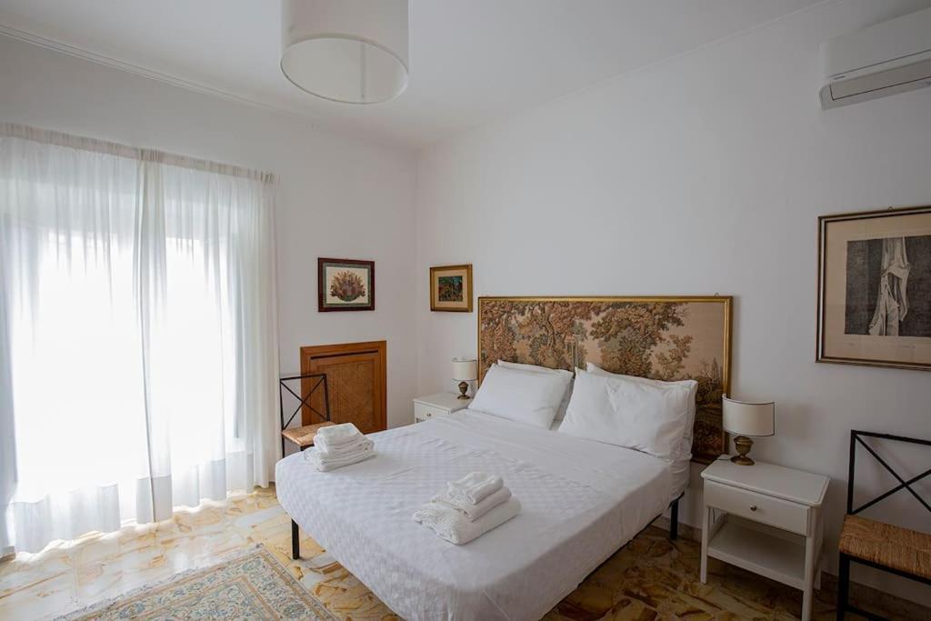 Dimora Al Colosseo, 2 Bedrooms โรม ภายนอก รูปภาพ